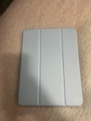 Apple iPad 8th Gen. 32GB, Wi-Fi, 10.2 in - Gold
