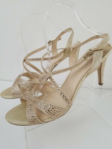 gold heels size 11
