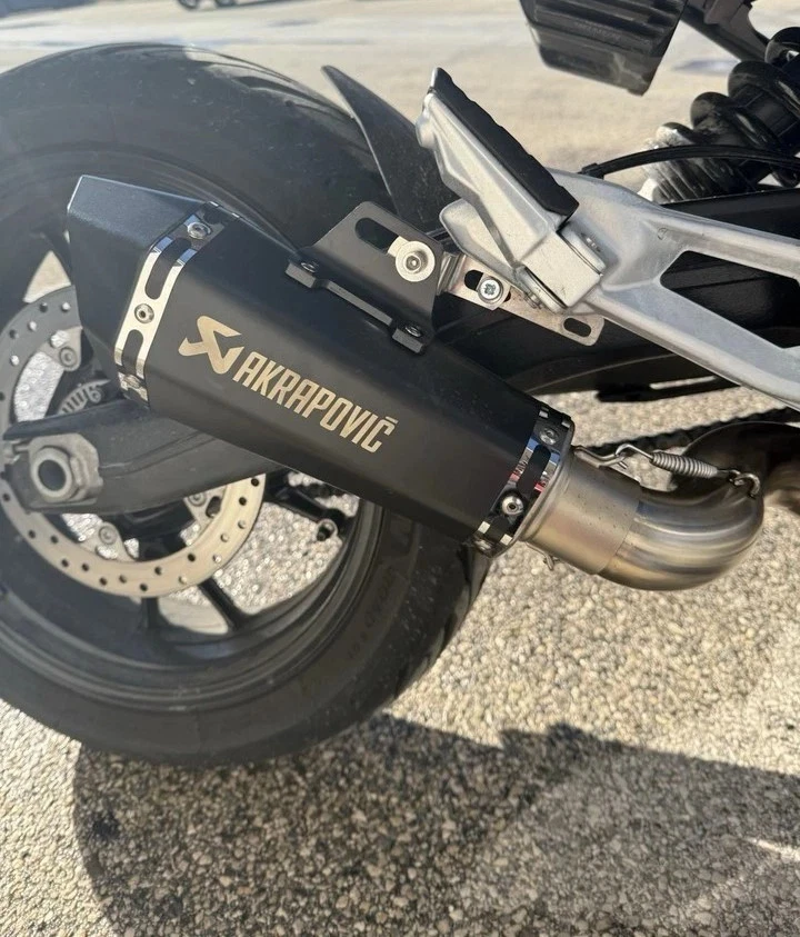 Echappement exhaust terminale Akrapovic for f900xr f900r db killer chicane - Photo 1/4