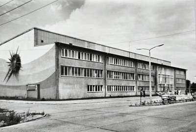 Postcard Fürstenwalde swimming pool GDR