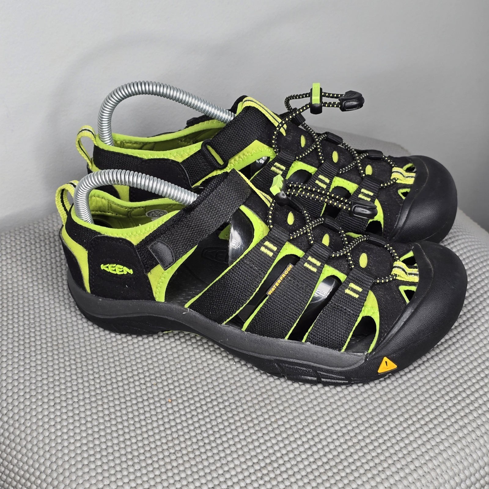 Keen sandalo donna Newport taglia 6 nero verde scarpa avventura outdoor