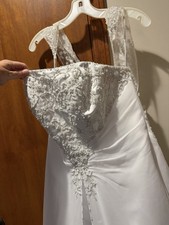 Sz 14W V9010 David's Bridal Wedding Dress White Chiffon A-line Cap Sleeves