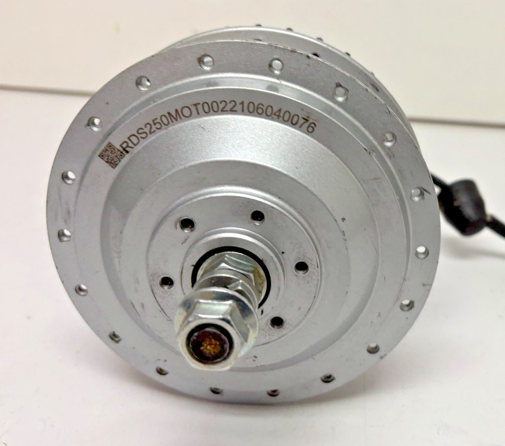 E-Bike 7-Speed 250-Watt 36-Hole Bolt-On 9-Pin Hub Motor Silver Fast Shipping