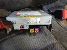 Audio Equipment Radio CD Player Fits 17-20 F-PACE 1723444