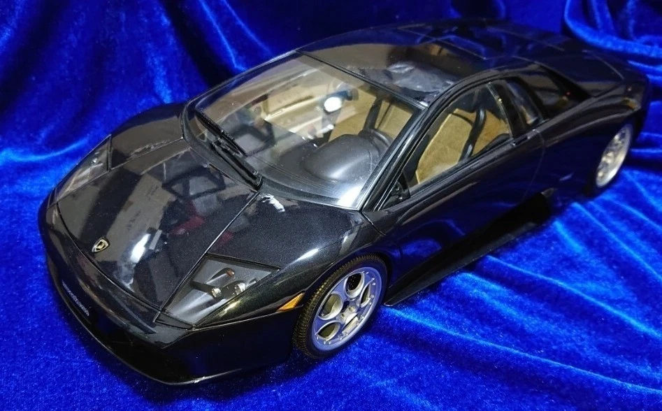 【絶版】オートアート　1/12 Lamborghini Murciélago Amazon | AUTO ART オートアート 1/12 Lamborghini Murcielago