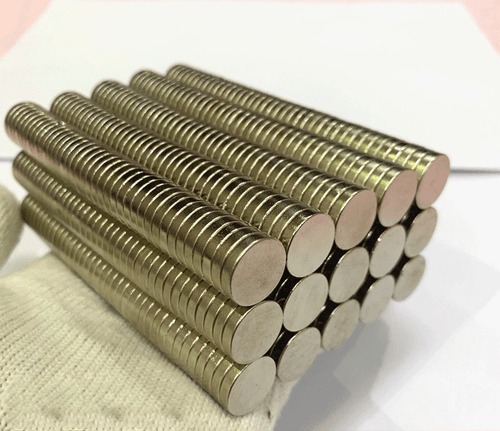 Wholesale 15x3mm Rare Earth Neodymium Craft 5/8'' x 1/8'' Round Disc Magnets N50 - Picture 1 of 4