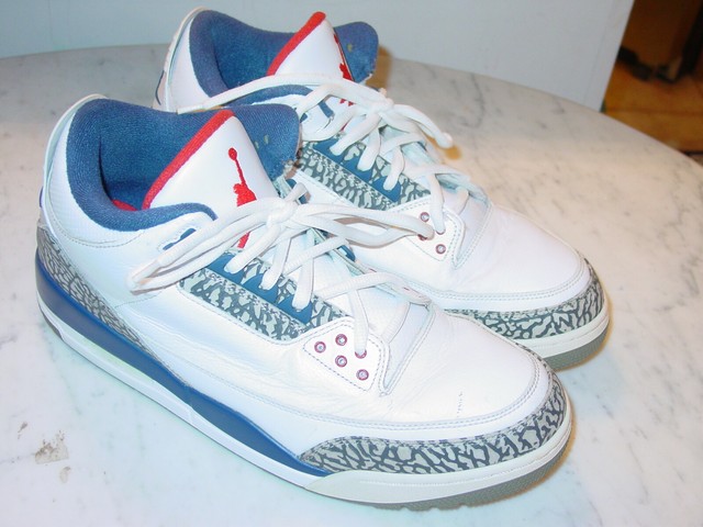 jordan true blue retro 3