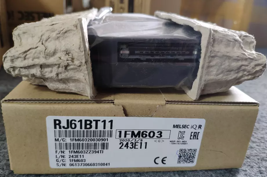 1PCS new Mitsubishi IN BOX RJ61BT11 RJ61BT11 PLC Unit module FAST SHIP