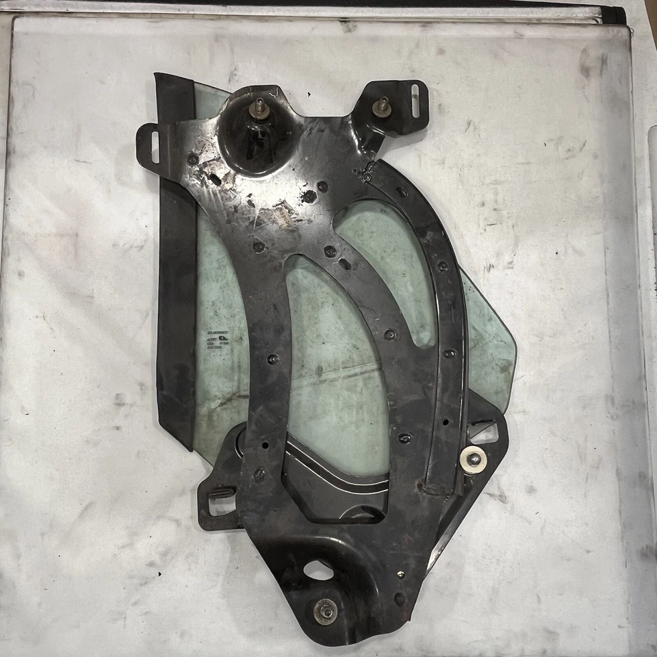 Mitsubishi Eclipse 1996-1999 convertible cuarto trasero ventana cristal izquierda Foto 3 de 3