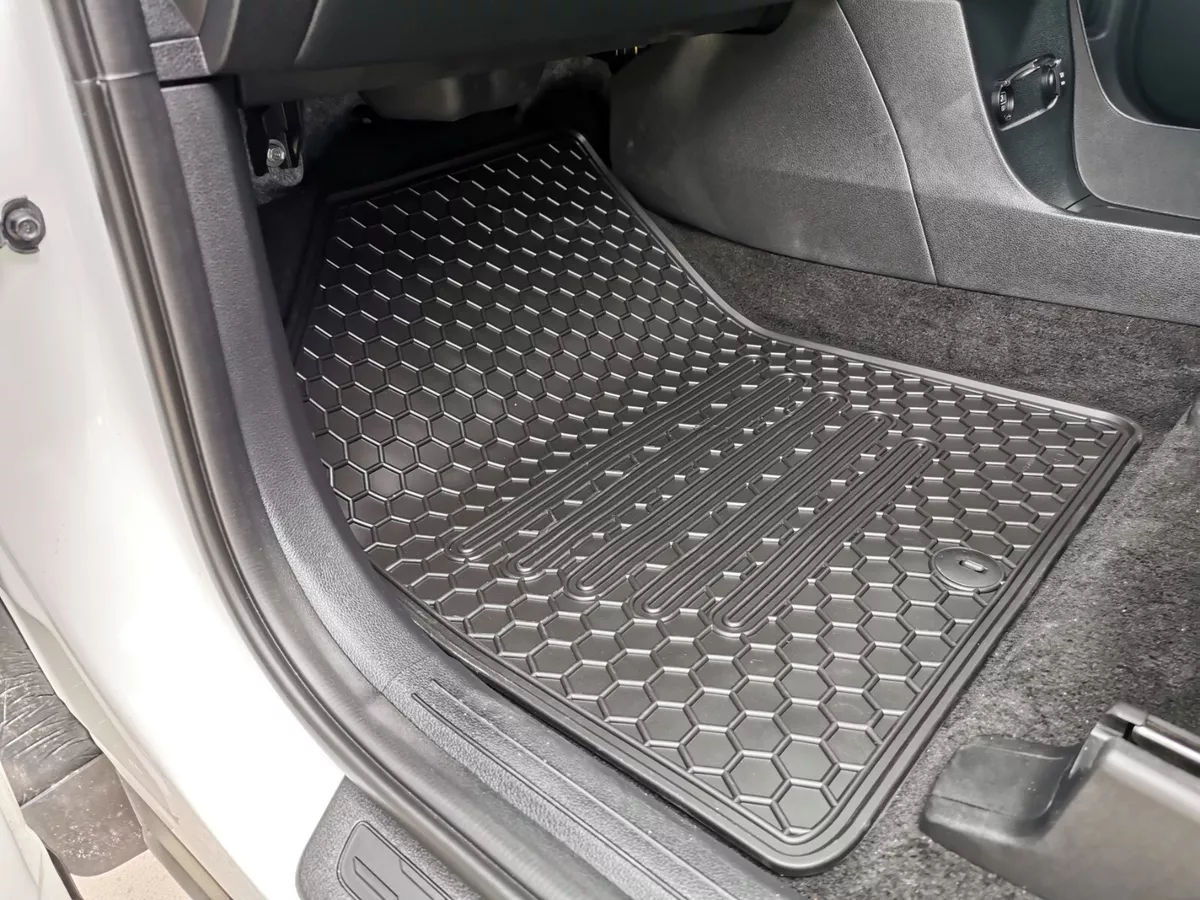 Hyundai palisade 2024 rubber floor mats