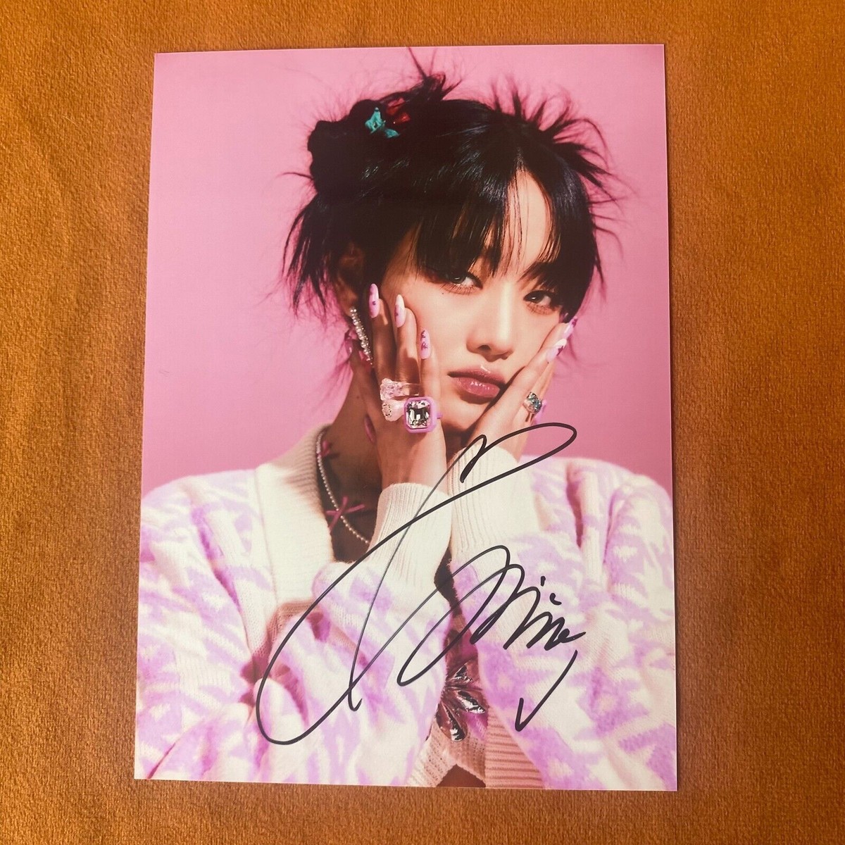 GIDLE MINNIE Autographed Signed Photo Autographs K-POP
