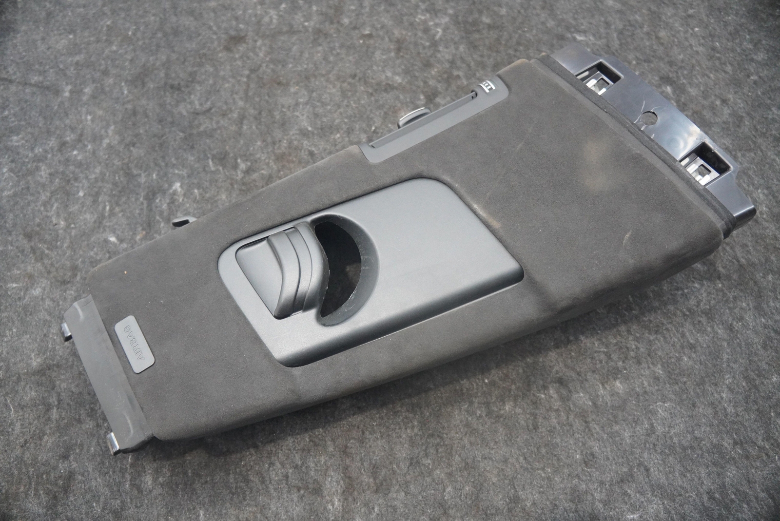 Right Center Upper B Pillar Cover Trim Panel 4ML867244 OEM Lamborghini Urus 2019