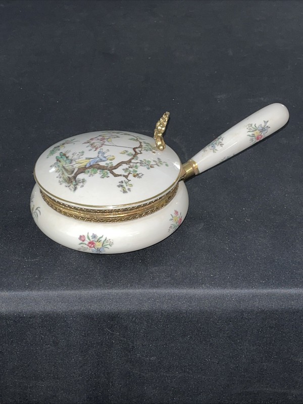 Andrea by Sadek Vintage Porcelain Hinged Lid Crumb Catcher Made In Japan