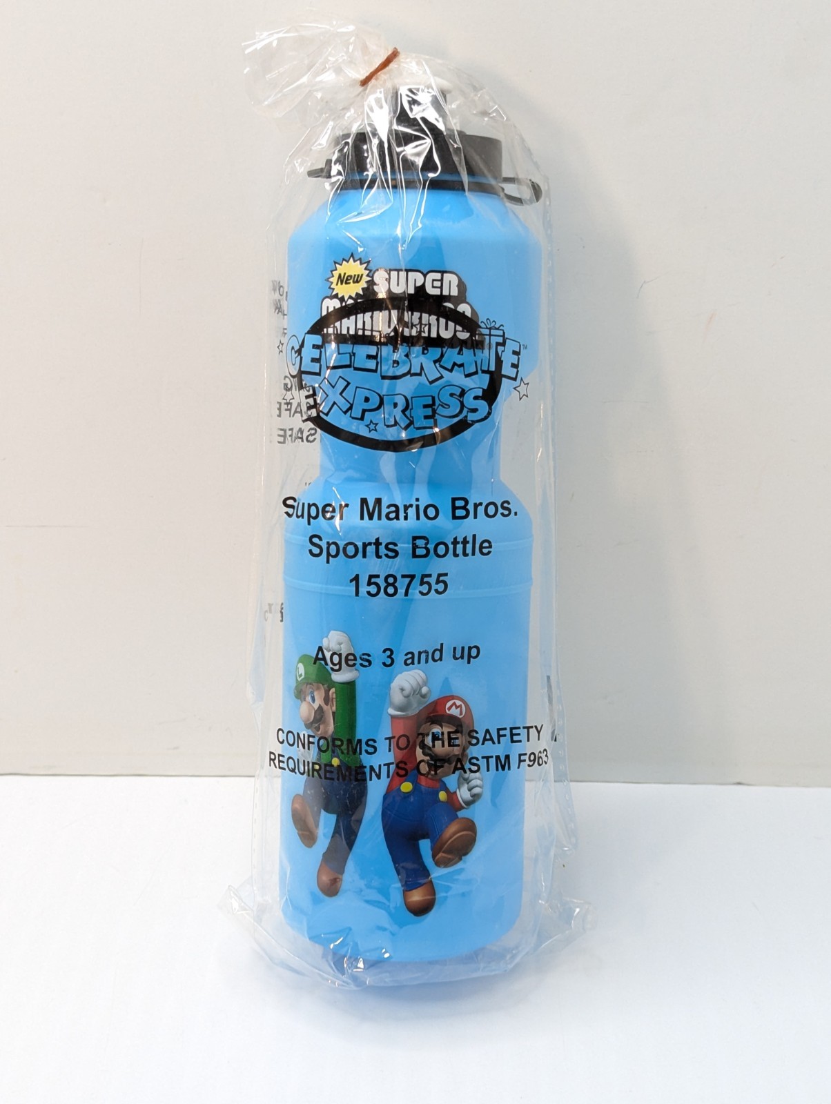 Super Mario Bros. 24oz. Plastic Sports Water Bottle #158755 New Old Stock 2008
