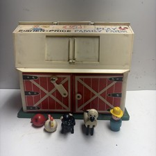 Fisher-Price Little People Play Farm Barn, Accessories MPN 915 (1967)