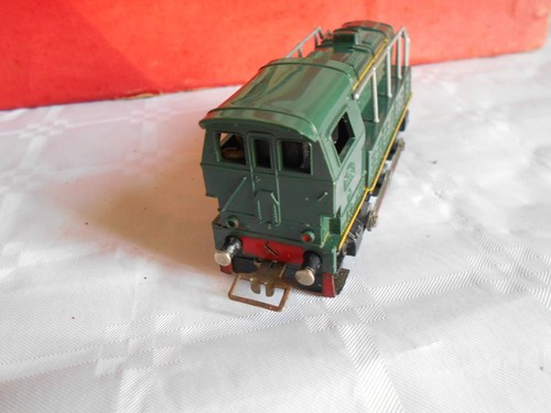 Vintage Train set French JEP 60 series A.P.5 HO with SNCF 030 DA2 Diesel - Picture 8 of 13