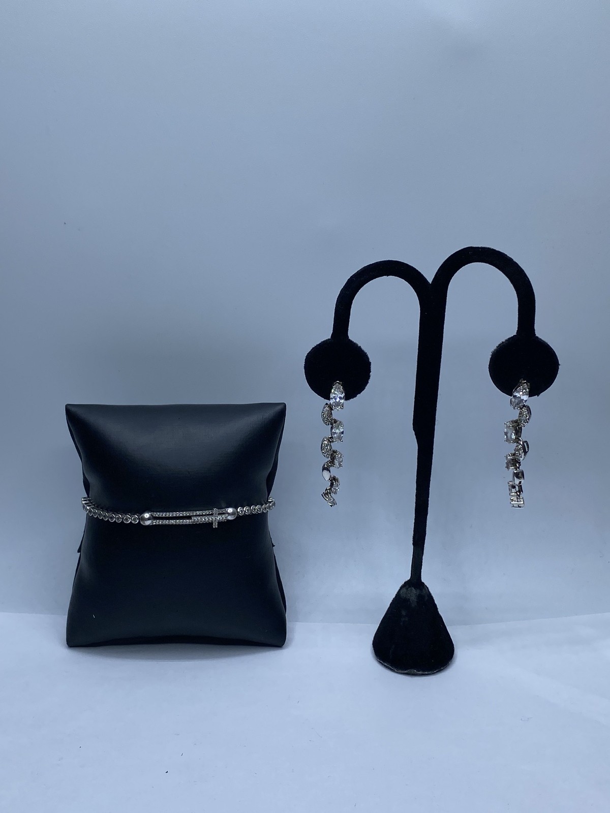 Sterling Silver Assorted Bracelet Bundle 2pcs 15.… - image 1