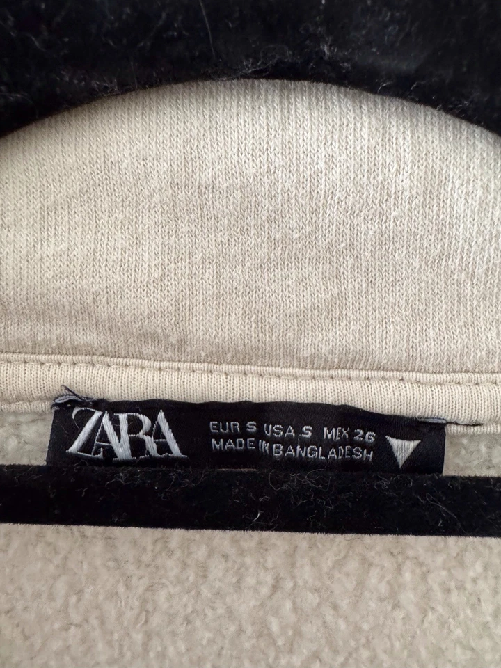 Sudadera para mujer Zara crema, talla pequeña Foto 4 de 4