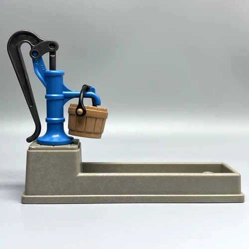 Playmobil Farm Water Trough with Pump Farm Landscape Outdoor Scene 3120 Vintage