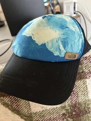 The North Face Iceberg Mountain Culture Snapback Trucker Hat, w/ Logo Tag NICE!