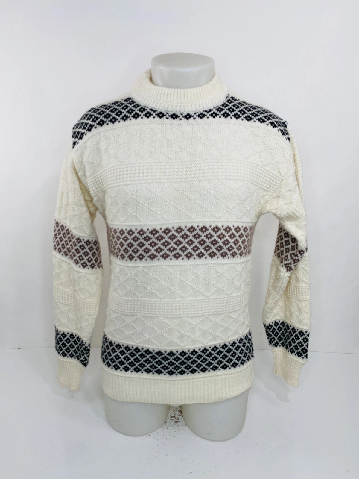 CAMBRIDGE CLASSICS BY MERVYN'S - CABLE KNIT WOOL BLEND Sm. Pullover Sweater