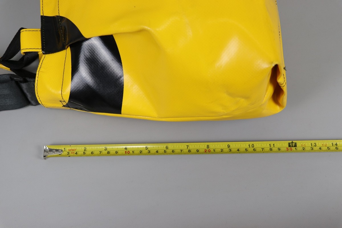 FREITAG F551 Sally SHOPER MESSENGER CLASSIC Crossbody Yellow FREITAG F551 Sally SHOPER MESSENGER CLASSIC Crossbody Yellow