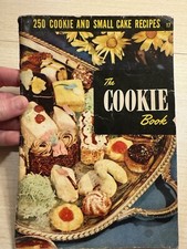 1955 250 Cookie Small Cake recipes  Culinary Arts Institute Cook Book