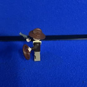 Authentic LEGO Indiana Jones IAJ001 MiniFigure W/Whip Satchel Hat Gun