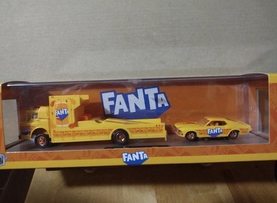 M2 Haulers 1970 Ford C950 & 1970 Ford Mustang Custom Orange Fanta Chase 750 Pcs 