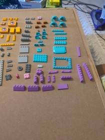 LEGO FRIENDS: Heartlake Gift Delivery (41310) Complete W/ instructions