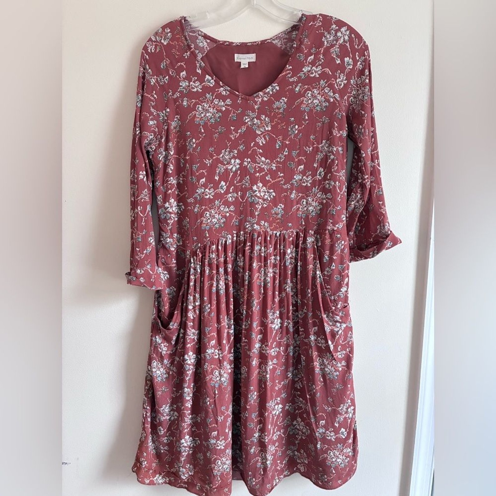 Garnet Hill Boho Cottagecore Sleeve Dress in Burgundy and White Floral