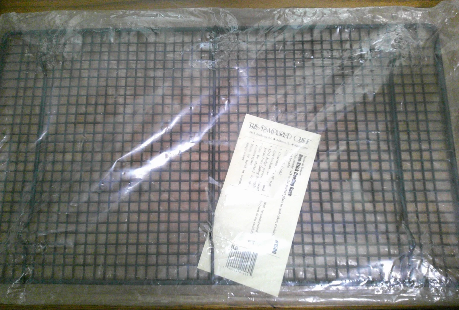 The Pampered Chef #1580 Non-Stick Cooling Rack 10x18