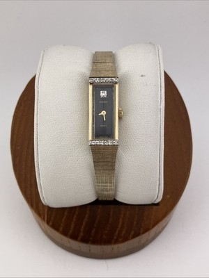 Vtg 1981 Bulova Ladies 11mm Watch Gold Tone Black Tank Dial  display picture 2