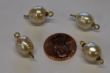 VINTAGE 4 BAROQUE GLASS PEARL CONNECTORS*11mm X 8mm * FAUX PEARLS * GOLD/SILVER
