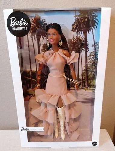 Barbie Signature BarbieStyle Brooklyn SoHo Chic Collector Doll NRFB