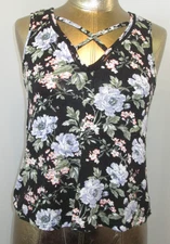 American Eagle Black Floral V-Neck Top Womens S Chest 31 Sleeveless 209-34454