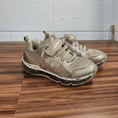 Geox gold star sneakers kids size 9 toddler Shoes