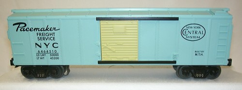 MTH 30-74042 New York Central "Girls" Box Car con 'señal de operación hombre' | Condition: Used