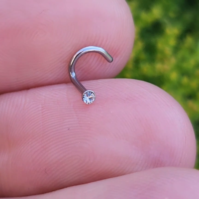 Nose Stud CZ Clear Crystal 18g (1mm) G23 Titanium Curl Screw Jewellery