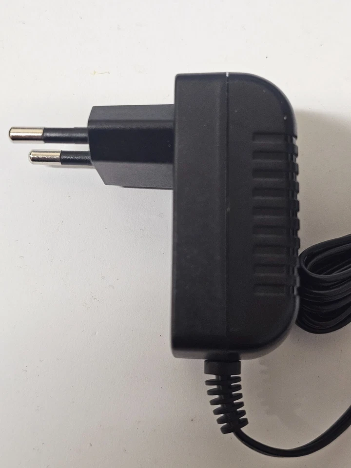 25.0VDC 800mA 25V AC-DC Adaptor Charger for Morphy Richards Vacuum Cleaner - Image 4 of 4