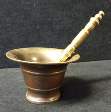 alter massiver MESSING- M&Ouml;RSER  MIT PISTILL 0,9 kg f&uuml;r Apotheke & K&uuml;che