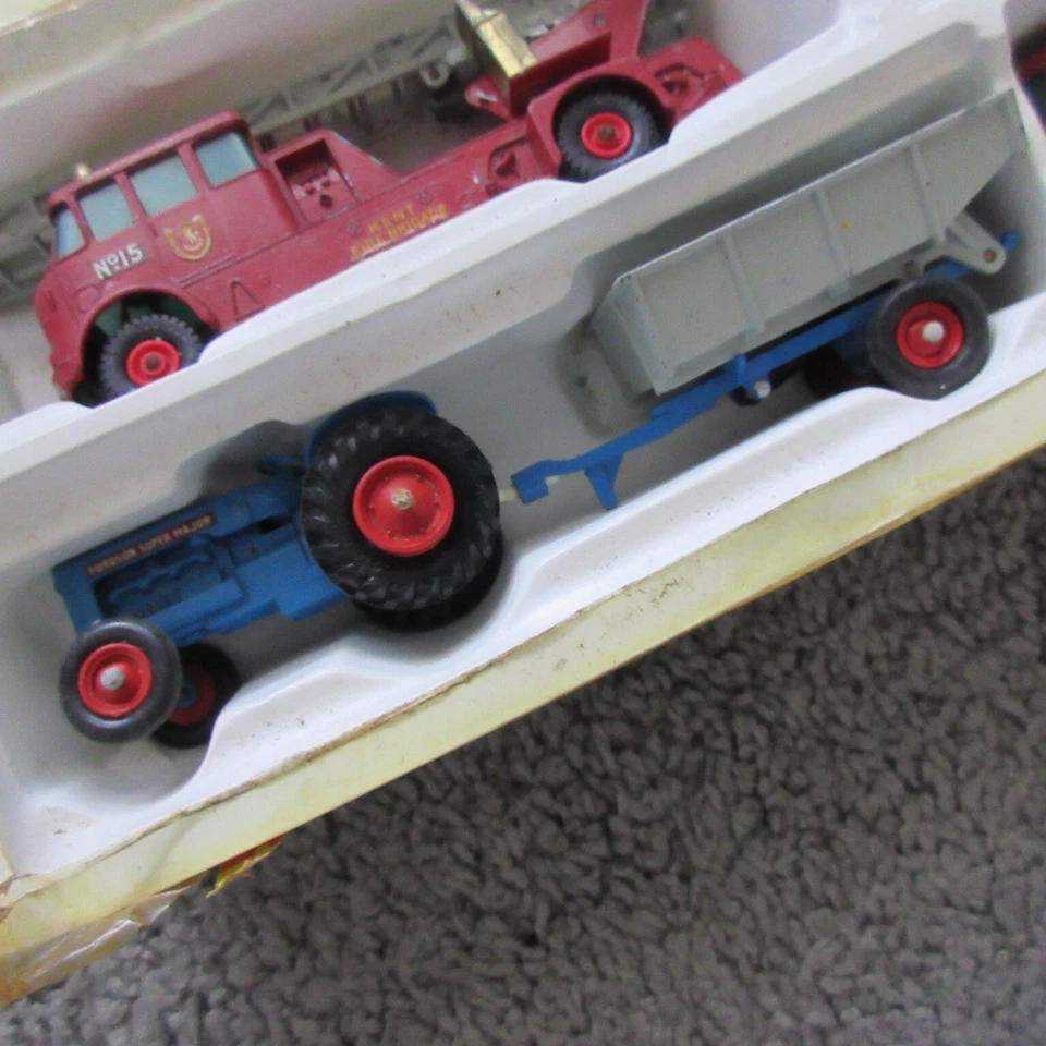 VTG 1966 MATCHBOX KING SIZE SET G-8 GIFT-SET HOVERINGHAM FIRE TRUCK TRACTOR TOW - Image 4 of 4