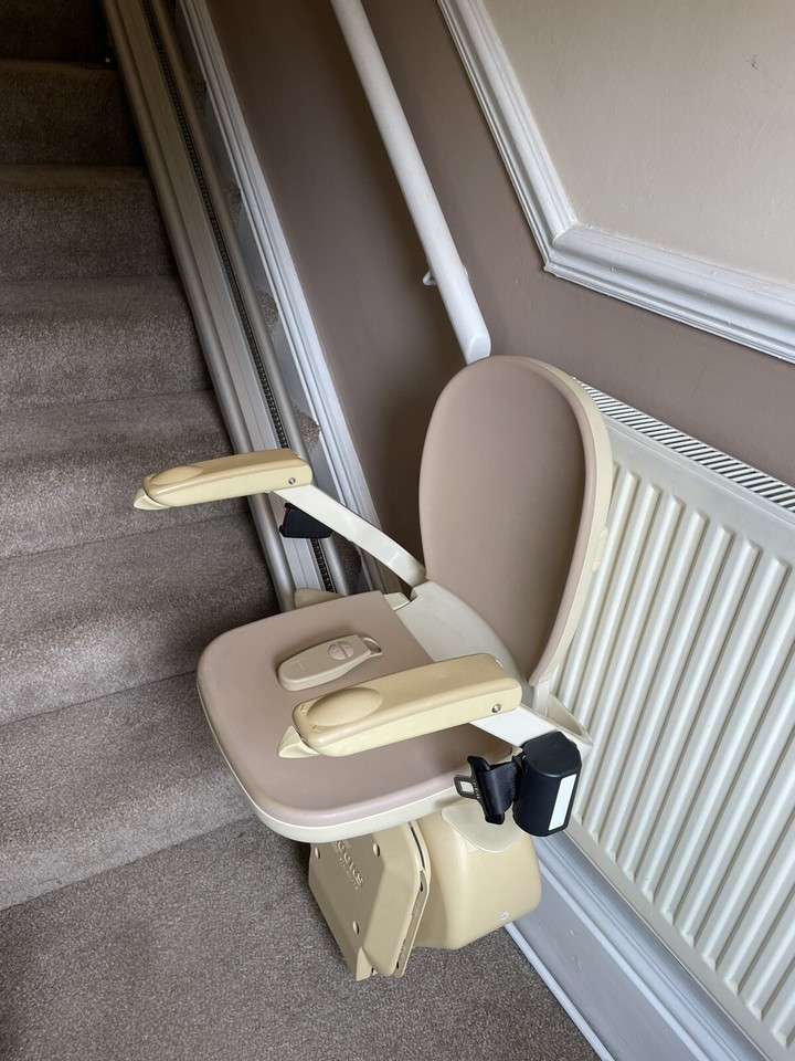 Stairlift Brooks Superglide 130 Straight eBay