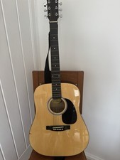 Squier By Fender 6 String Acoustic Guitar Full Size Dreadnought 093-0300-021