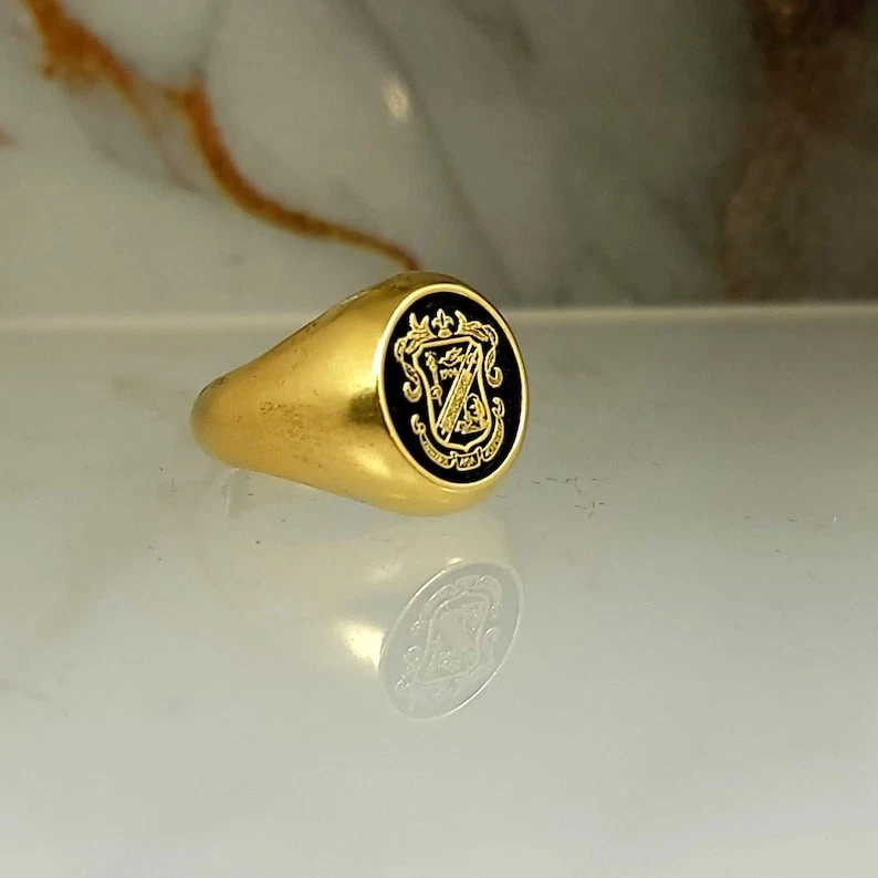 Anillo Alpha Phi Alpha Personalizado Fraternidad Chapado en Oro Sello Anillo Regalo Foto 2 de 4