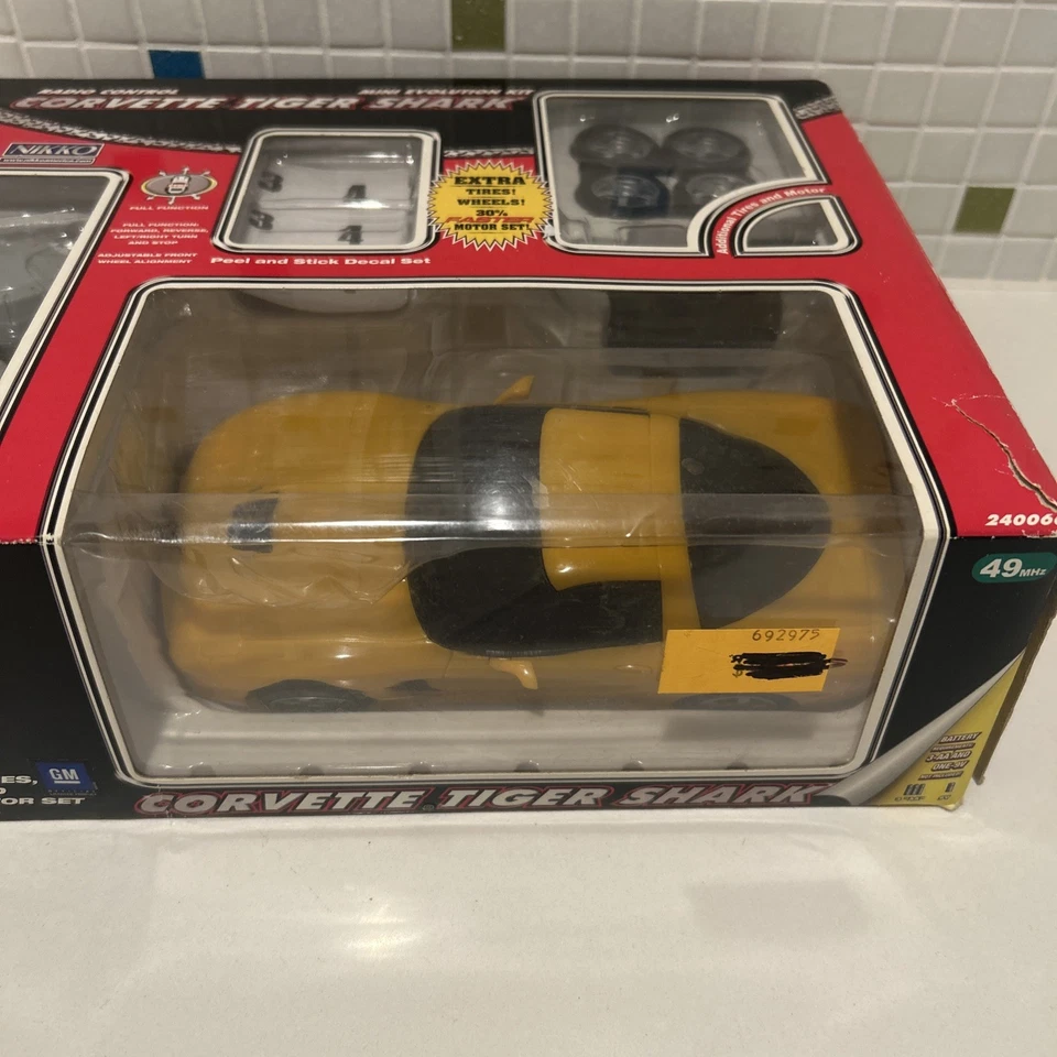 Nikko Corvette Tiger Shark Mini Evolution Kit Radio Control 49 MHz - Image 2 of 4