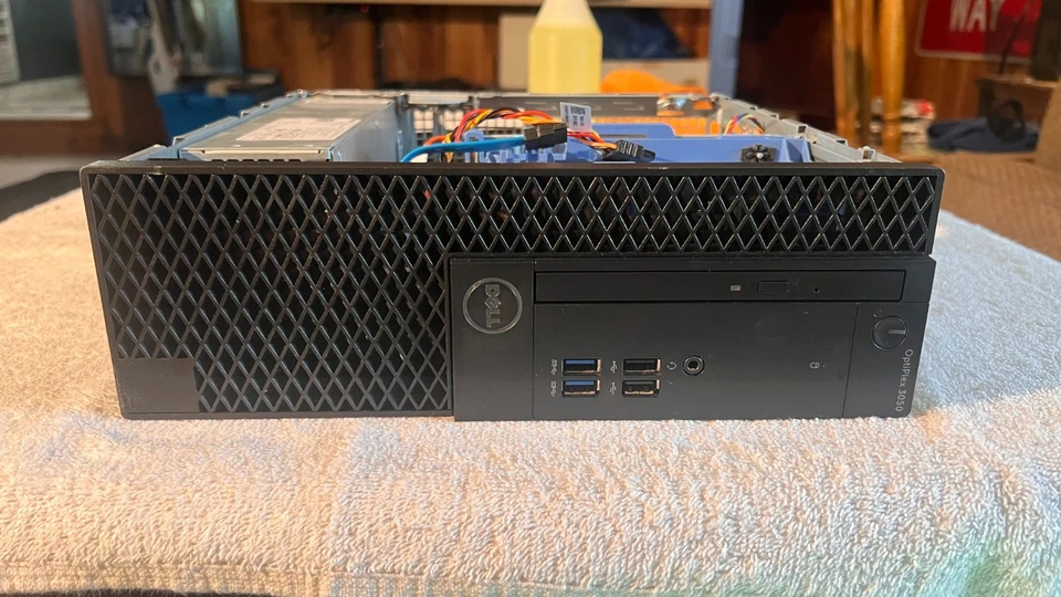 Dell Optiplex 3050 SFF Desktop/Intel i5-7500 3.4Ghz/8-16 GB DDR4/NO SSD/HDD - Image 2 of 4