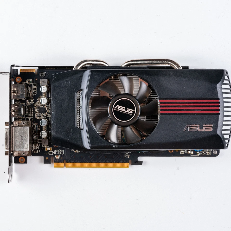 ASUS HD 6850 DirectCU 1GB GDDR5 PCIex16 Graphics Card TeraScale Windows XP Retro - Image 2 of 4