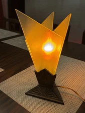 Vintage Art Deco Gothic Style Table Lamp Sharp Glass Aggressive Metal Luxury