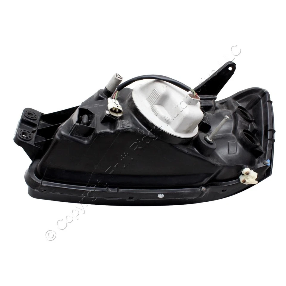 Used Right Passenger Side Scratched Headlight Lamp for 2000-2006 Subaru Outback - Image 4 of 4